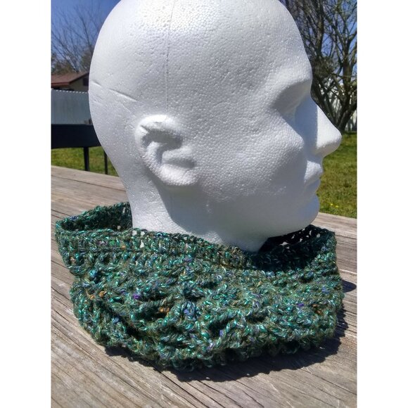 Handmade Women's Loop Scarf Cowl Crochet Alpaca Neckwarmer Lace Green Glitter - Picture 3 of 9